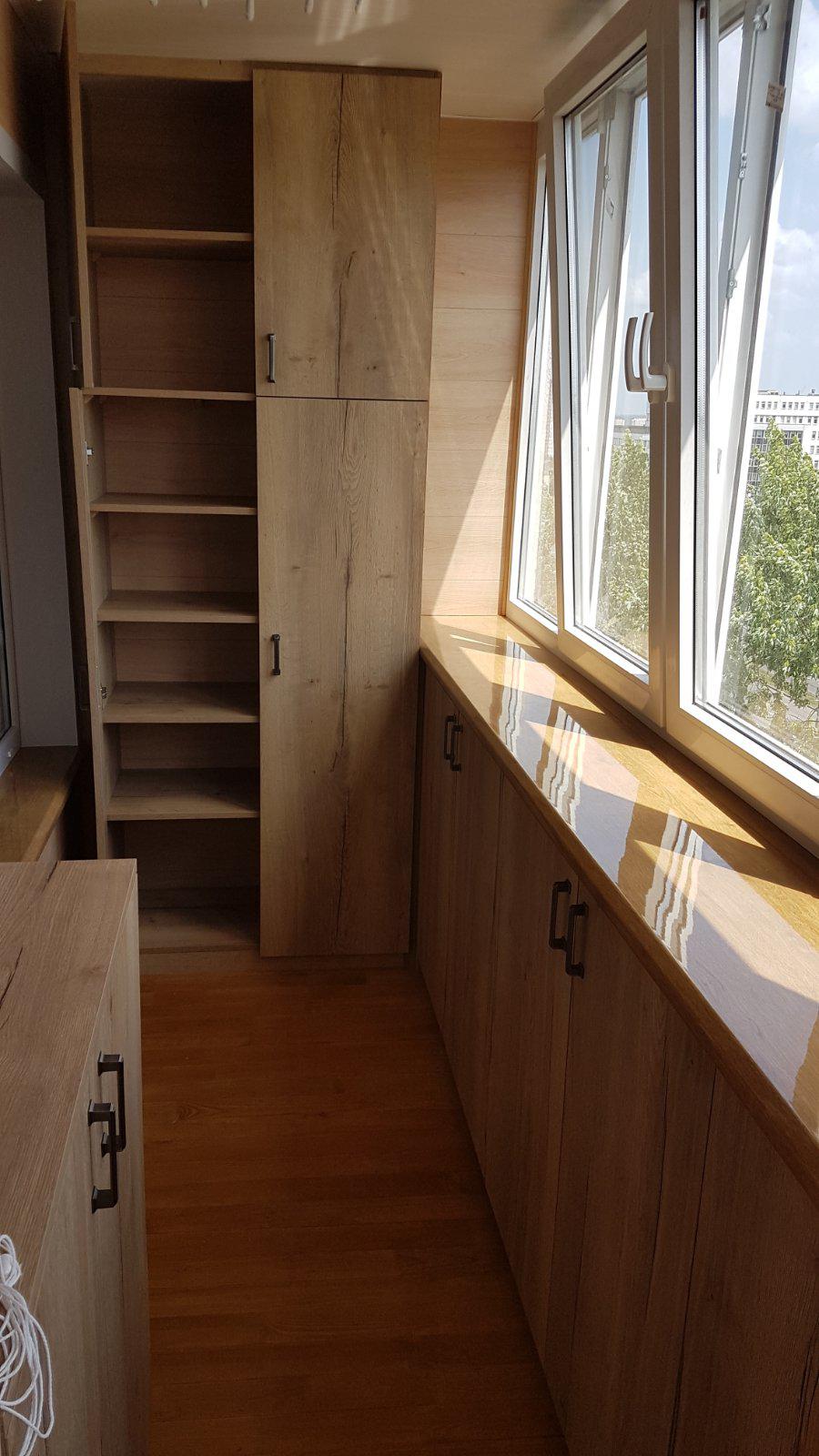 Комплект мебели на балкон (шкафы+тумбы)